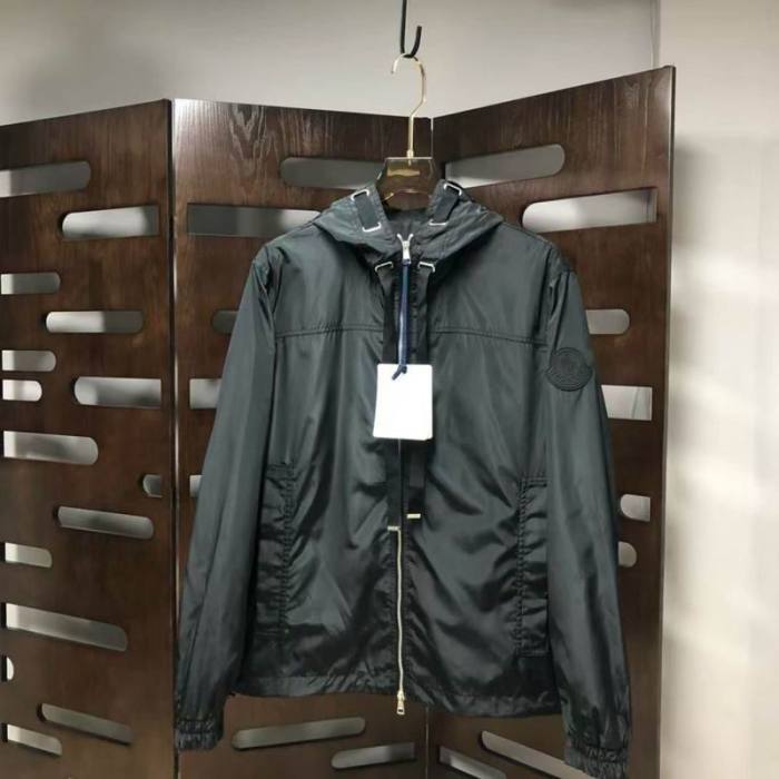 Moncler Coat men-516