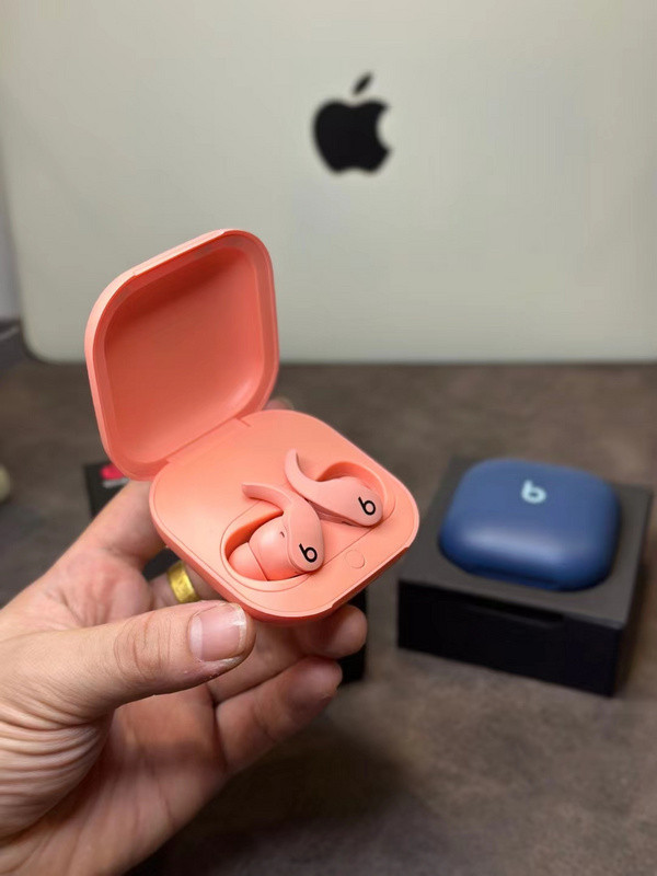 BEATS FIT PRO