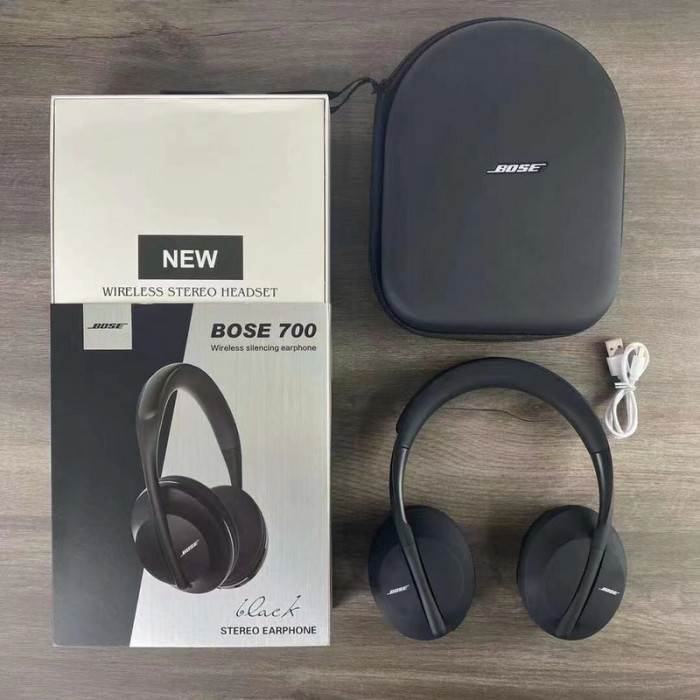 Bose 700