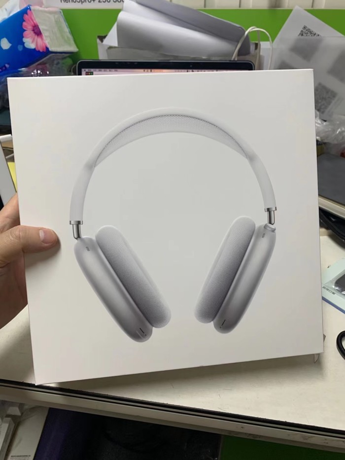 Air Pods MaX
