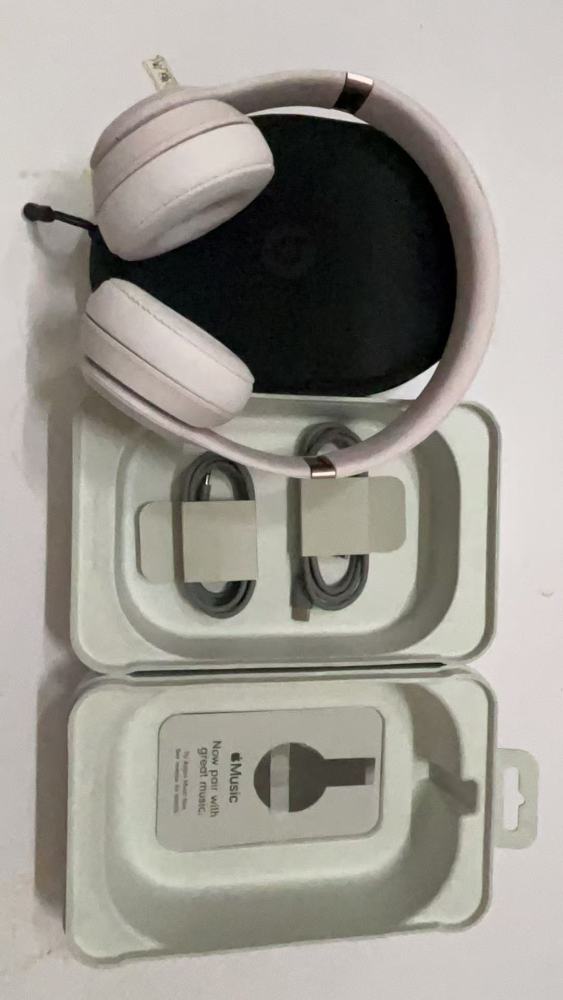 Beats SoLo4