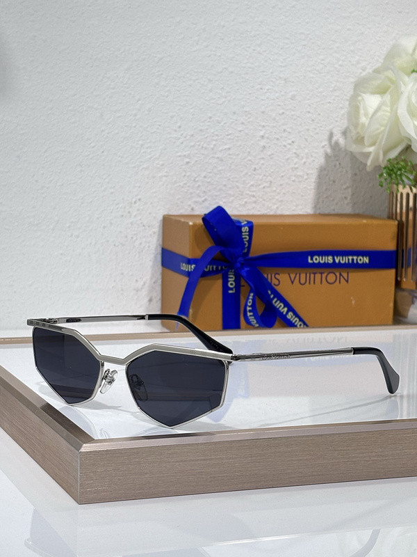 LV Sunglasses AAAA-6262