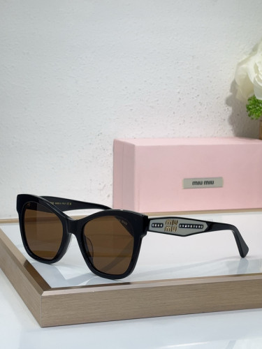 Miu Miu Sunglasses AAAA-1999