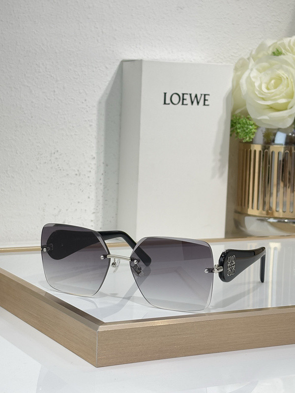 Loewe Sunglasses AAAA-951