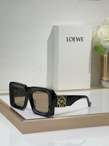 Loewe Sunglasses AAAA-924
