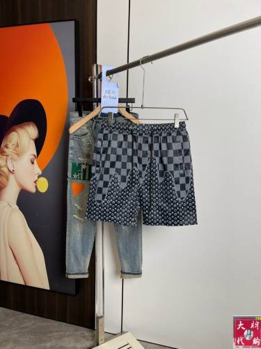 LV Shorts-833(M-XXXL)