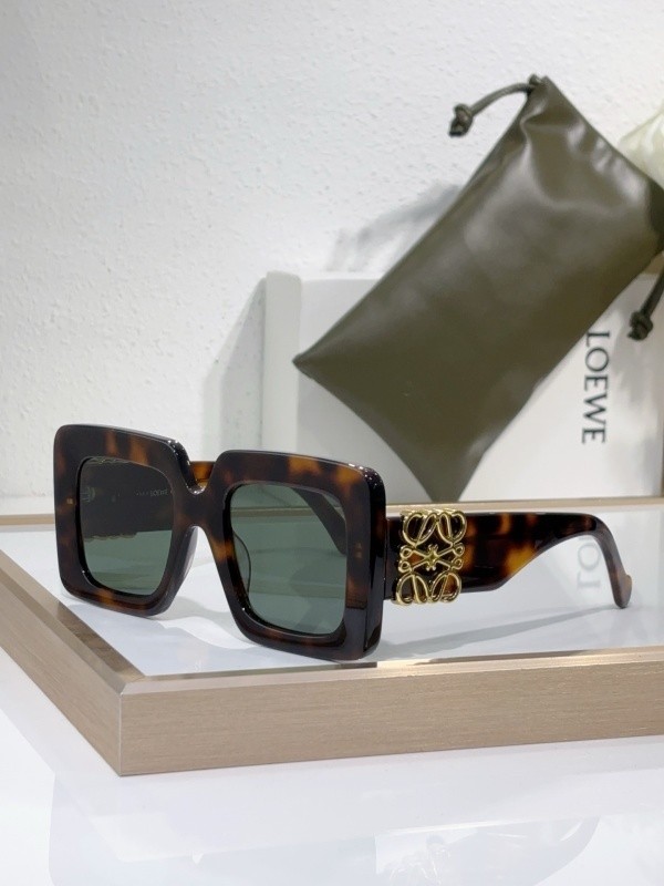 Loewe Sunglasses AAAA-1041