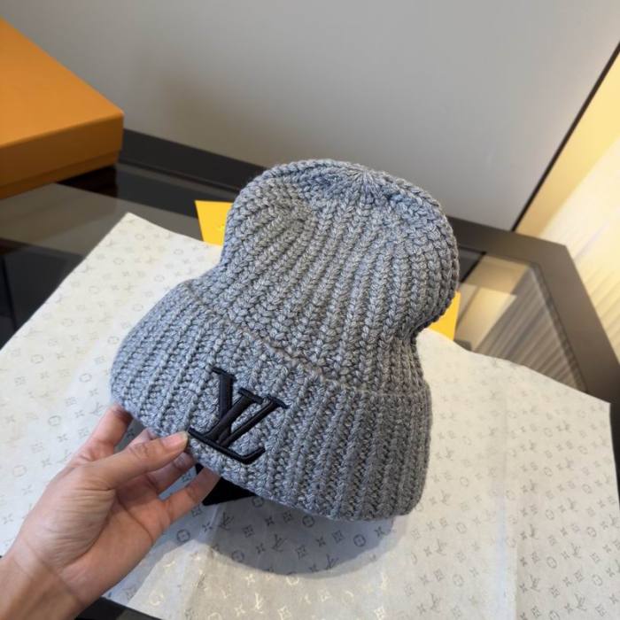 LV Hats AAA-1393