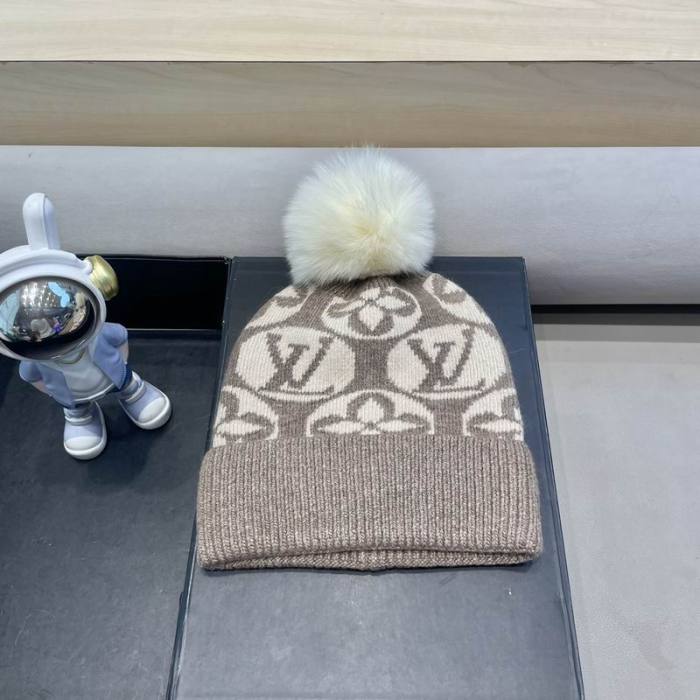 LV Hats AAA-1637