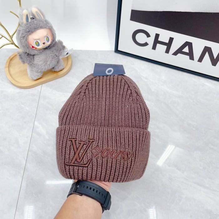 LV Hats AAA-1498