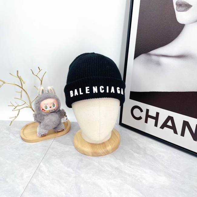 B Hats AAA-1301