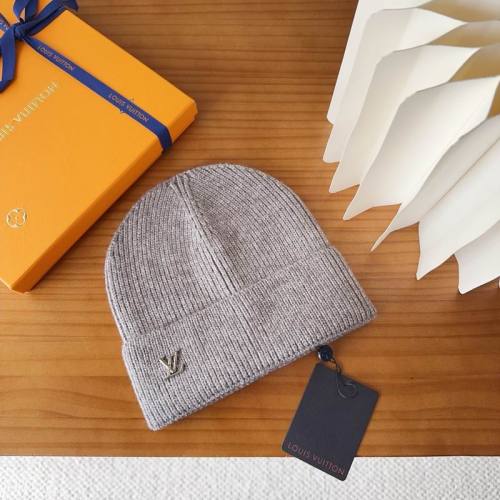 LV Hats AAA-1318