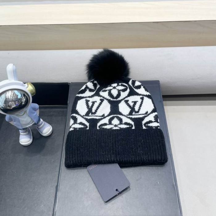 LV Hats AAA-1634
