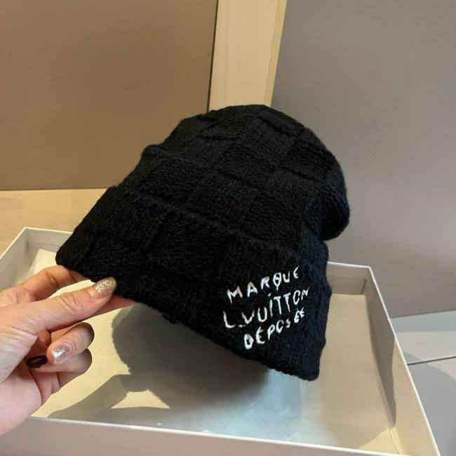 LV Hats AAA-1537