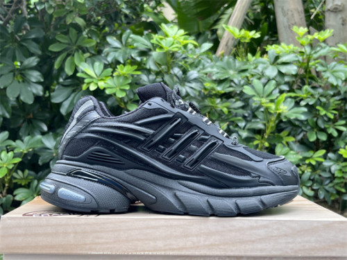 Pharrell Willams x AD Jellyfish-012