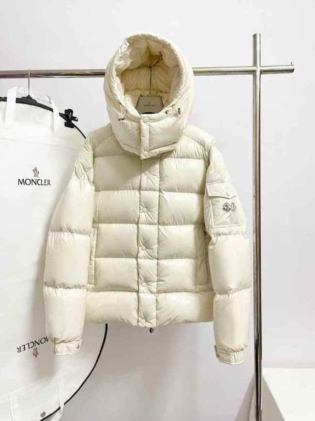 Moncler Jacket High End Quality-043