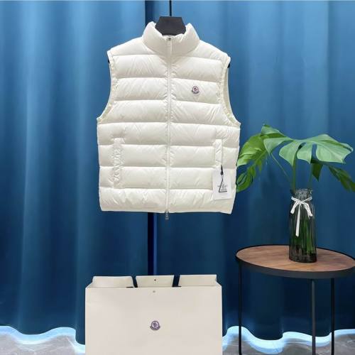Moncler Down Vest men-178
