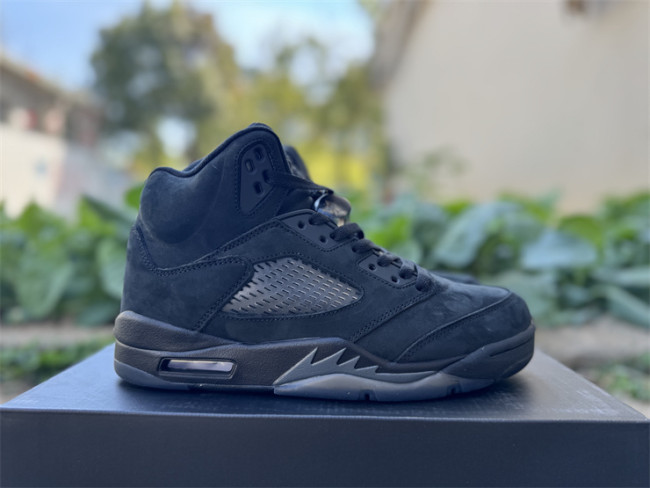 Authentic Air Jordan 5 “Black Cat“