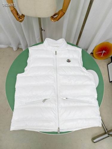 Moncler Down Vest men-204