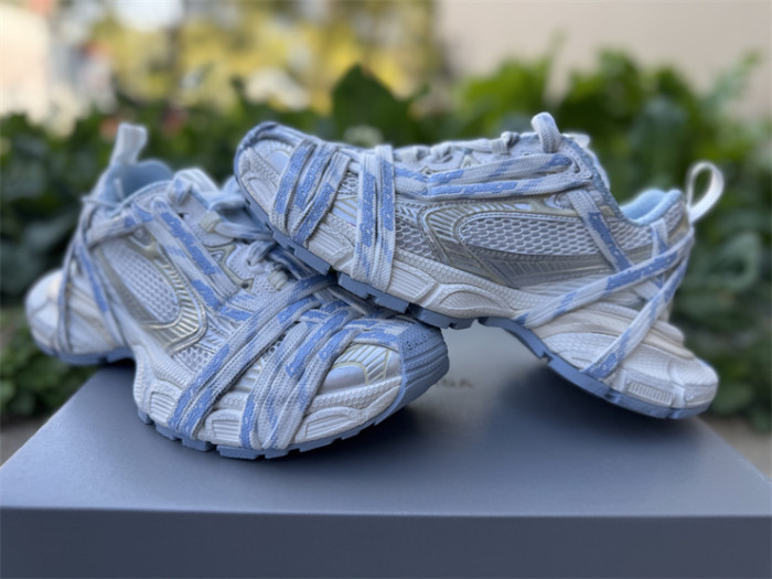 B 17FW Tripe-S High End Sneaker-682