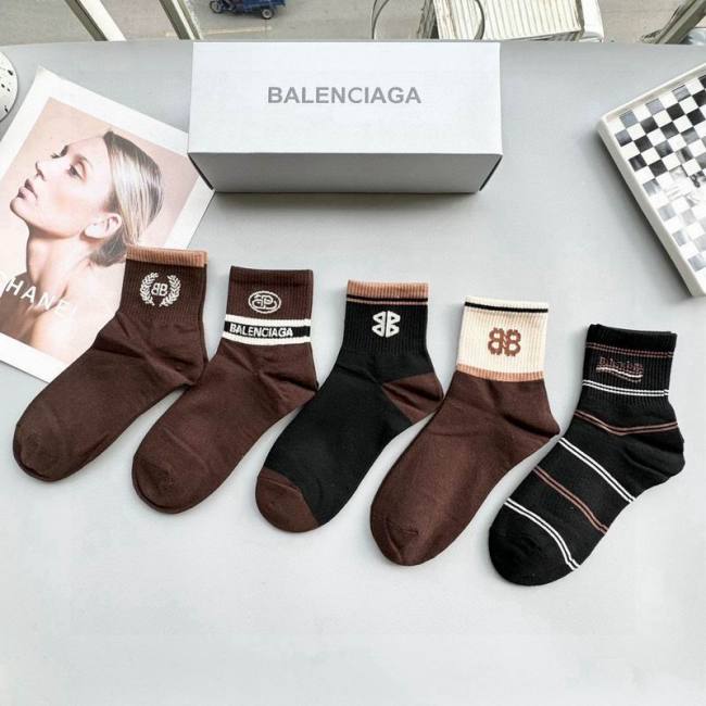 B Socks-025