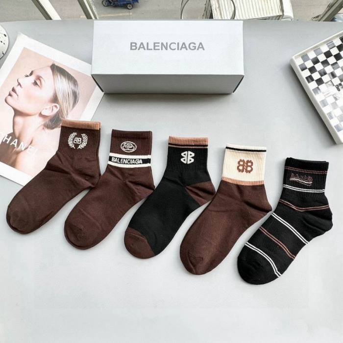 B Socks-025