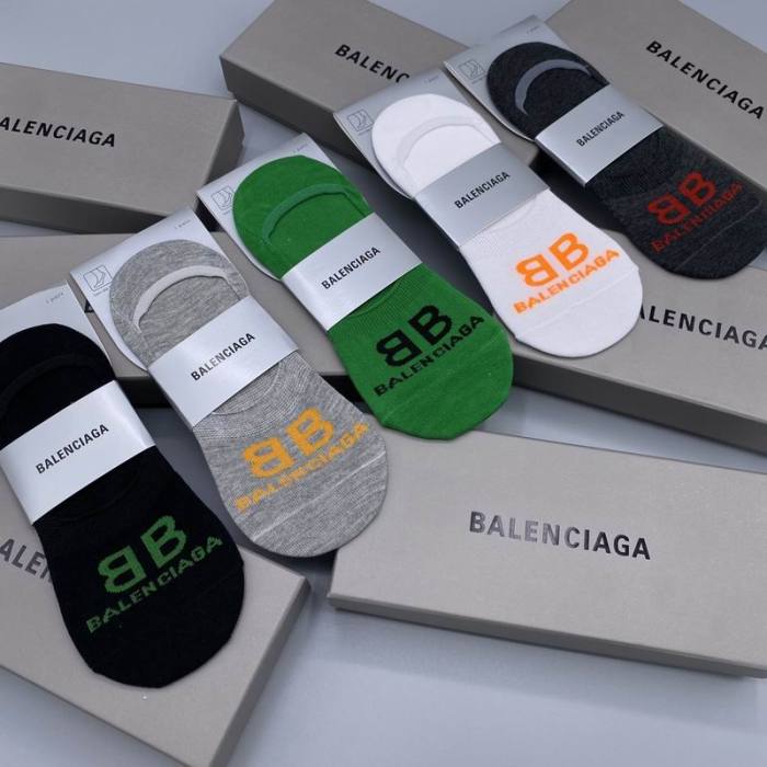 B Socks-012