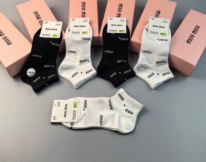 Miumiu Socks-043