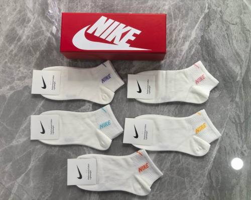 Nike Socks-085