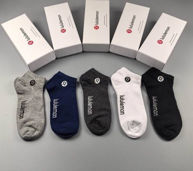 Luluemon Socks-013