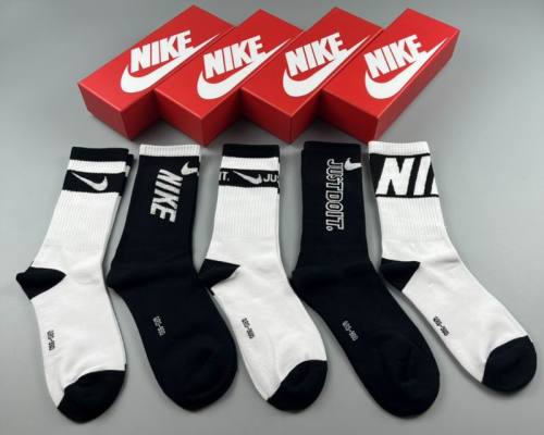 Nike Socks-083