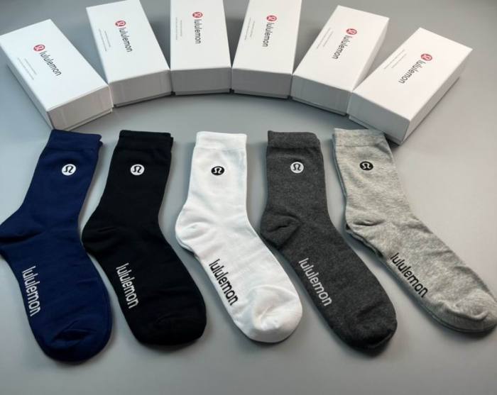 Luluemon Socks-011