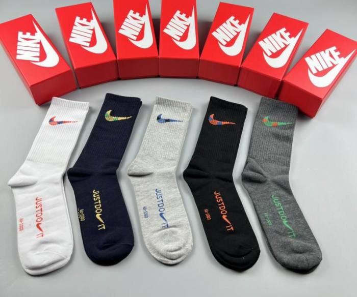 Nike Socks-045