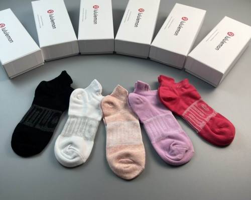 Luluemon Socks-016