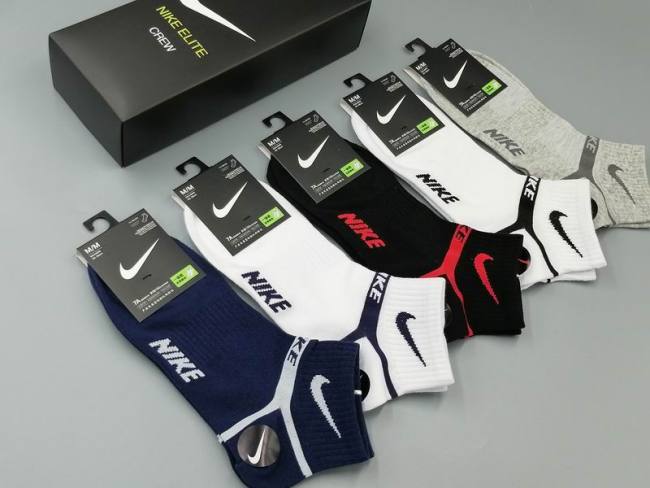 Nike Socks-093