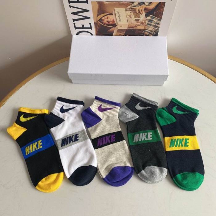 Nike Socks-005