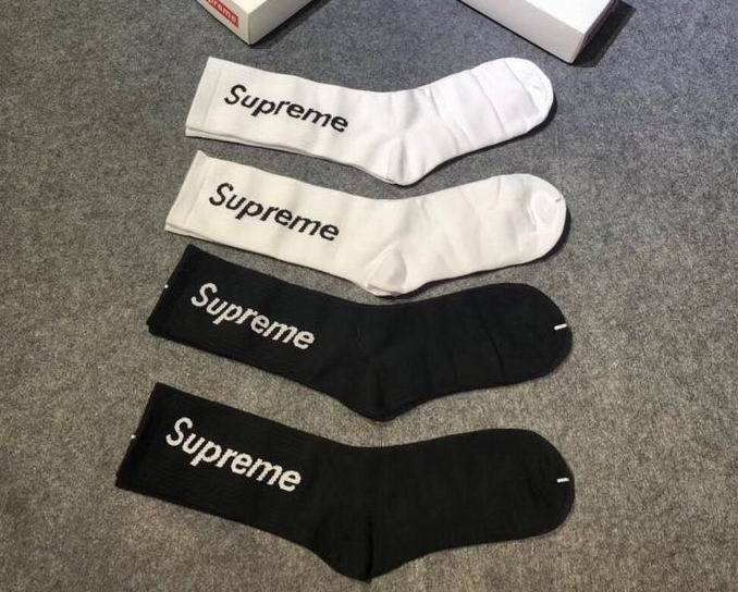 Supreme Socks-007