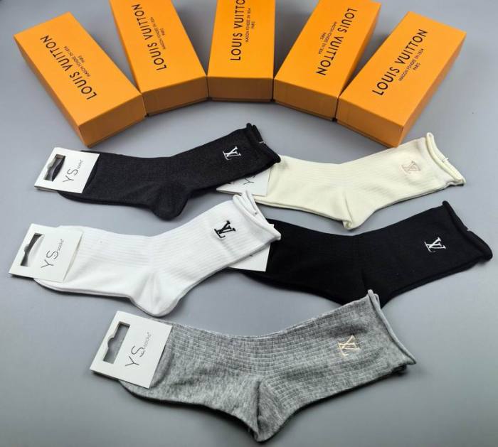 LV Socks-091