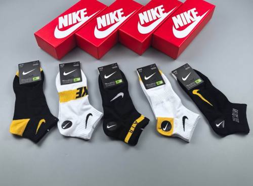 Nike Socks-091