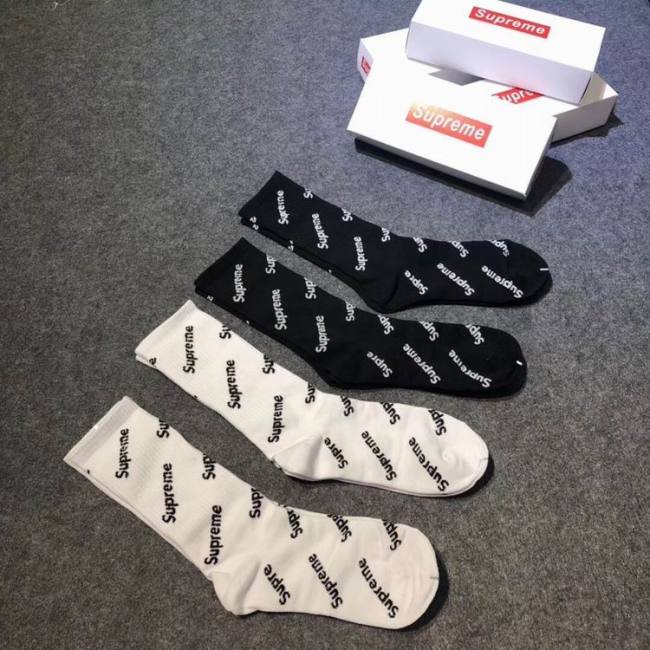 Supreme Socks-008