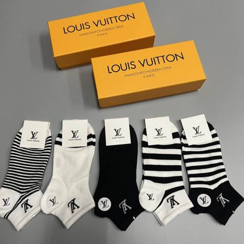 LV Socks-011