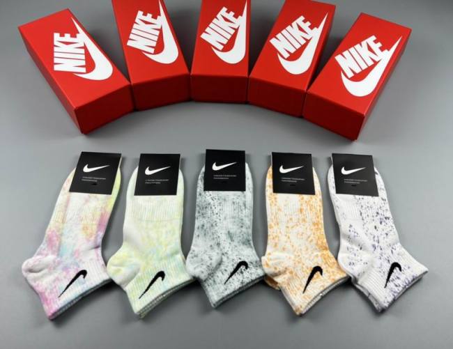 Nike Socks-021