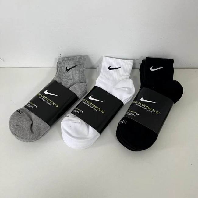 Nike Socks-106