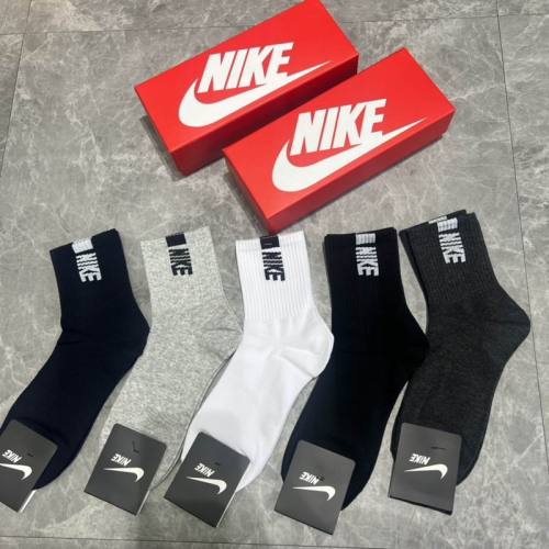 Nike Socks-006