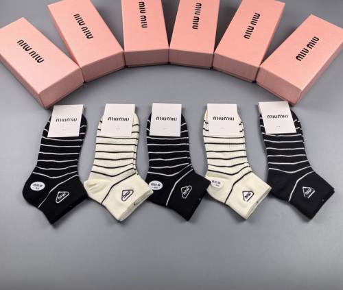 Miumiu Socks-042