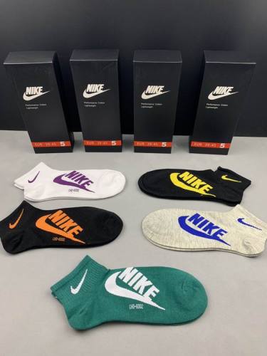Nike Socks-036