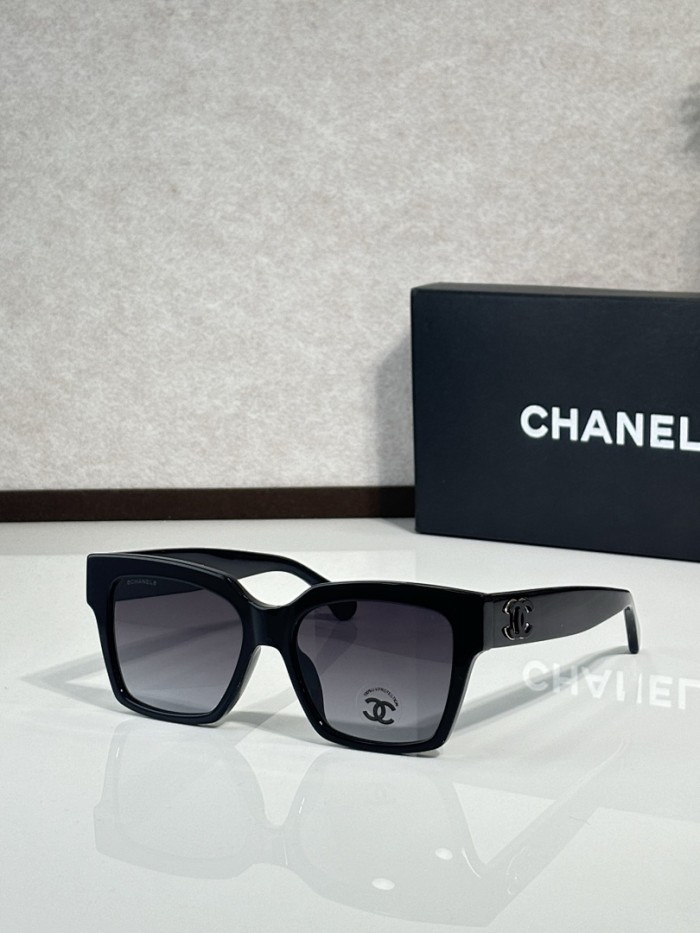 CHNL Sunglasses AAAA-6324