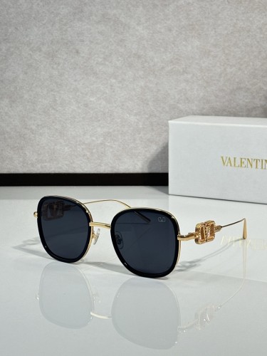V Sunglasses AAAA-676
