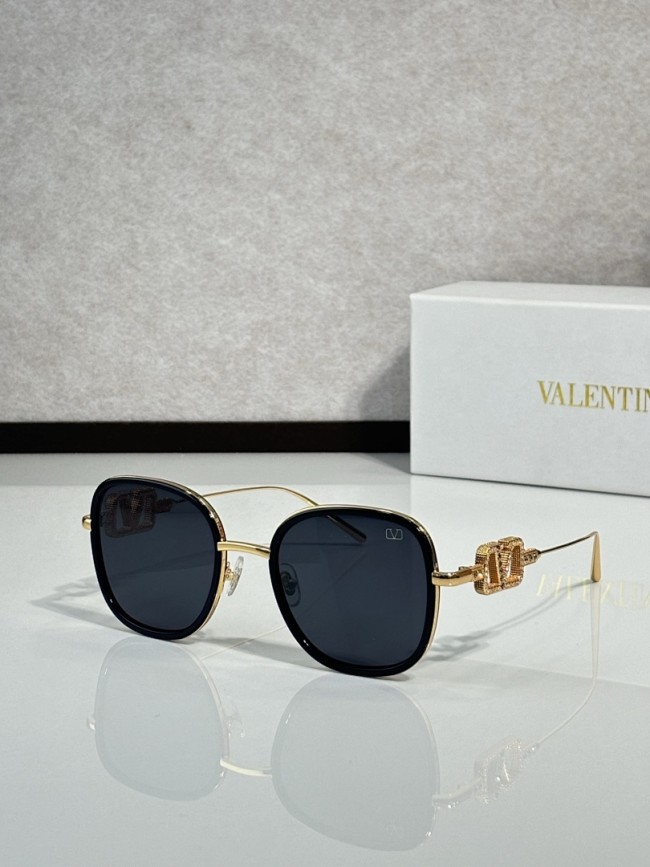 V Sunglasses AAAA-676
