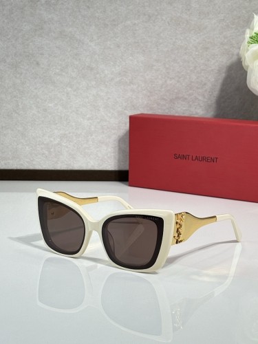 YL  Sunglasses AAAA-1606